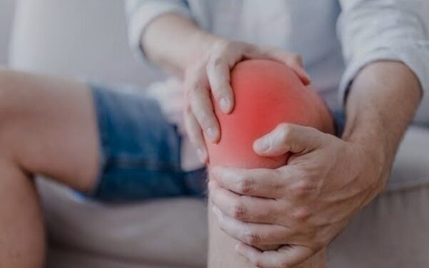 হাটু ছাড়া হাটা যায় না