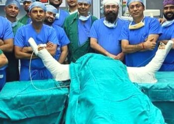 দিল্লির গঙ্গারাম হাসপাতালে রচিত হলো দেশের ইতিহাস ।The history of the country was written at Ganga Ram Hospital in Delhi.